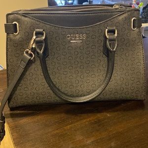 Guess purse